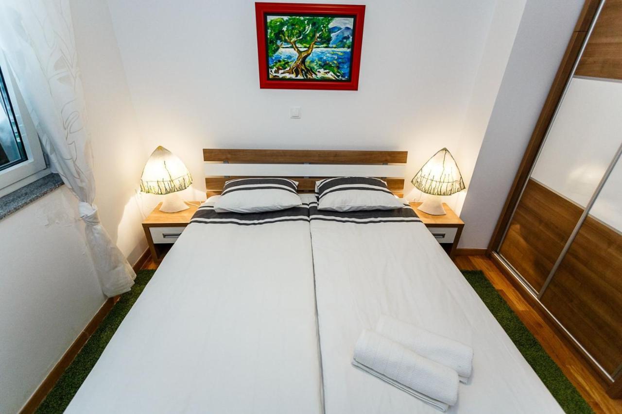 Apartment Adria 3 Малинска Екстериор снимка