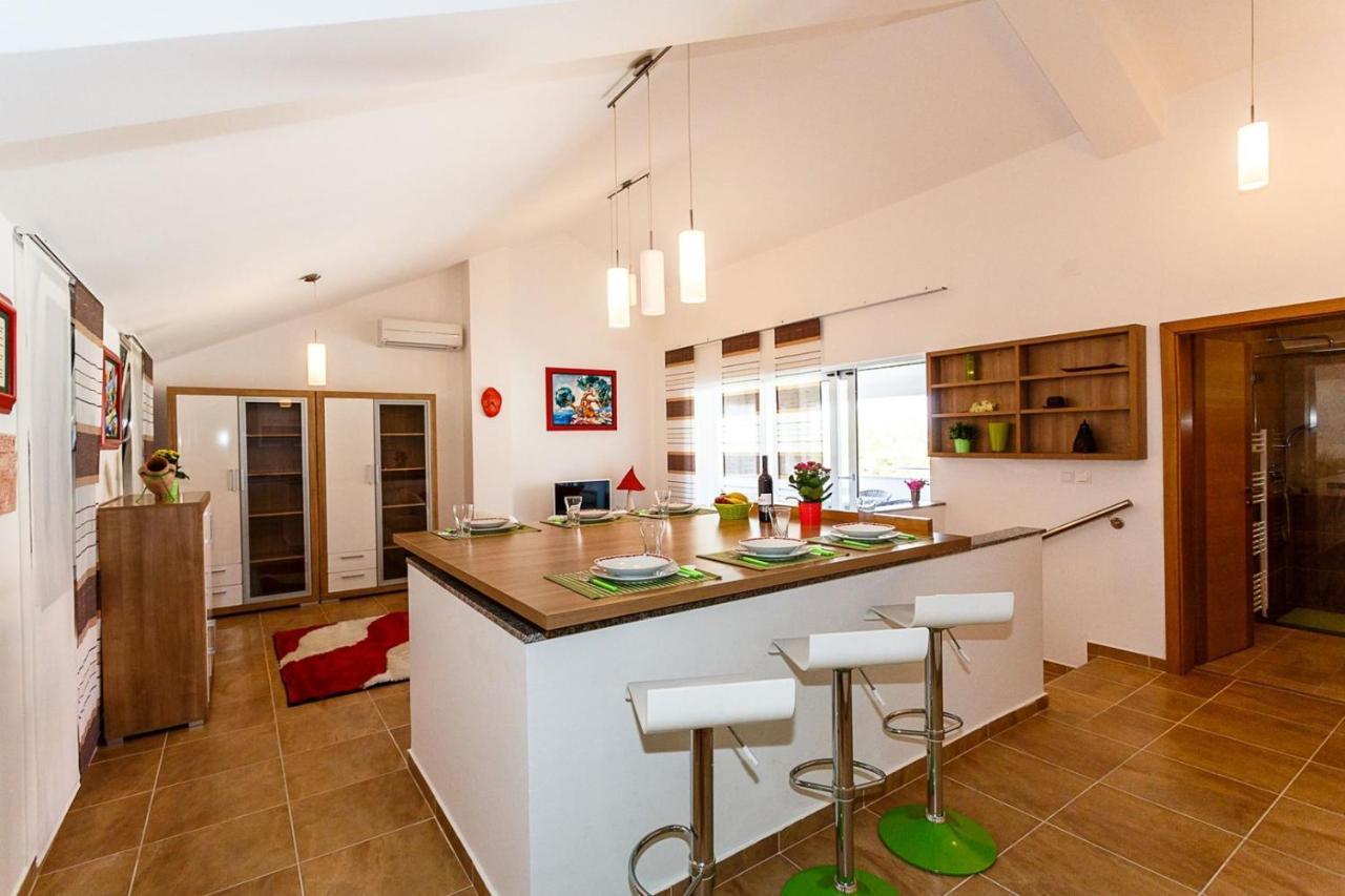 Apartment Adria 3 Малинска Екстериор снимка