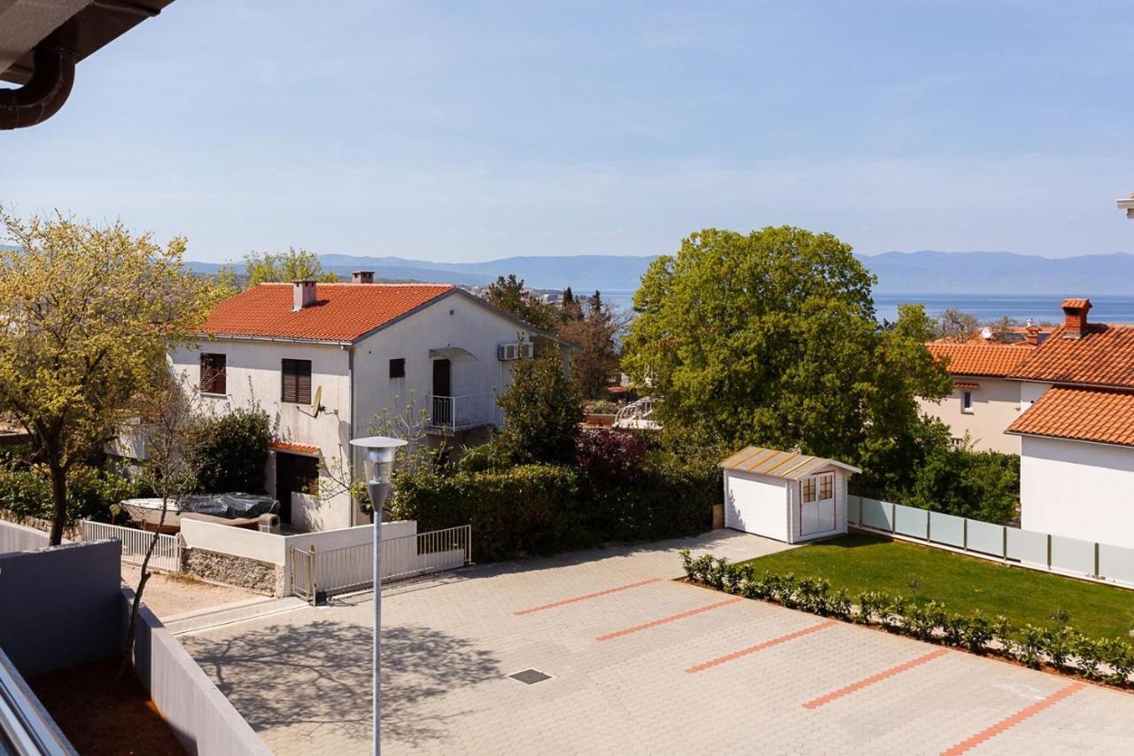 Apartment Adria 3 Малинска Екстериор снимка